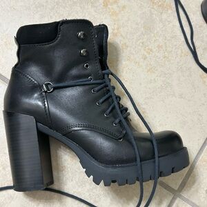 Black Chunky Heel Ankle Boots